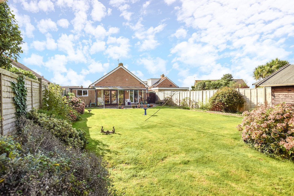 Property for Sale, West Wittering 9 Southcote Avenue Baileys Estate